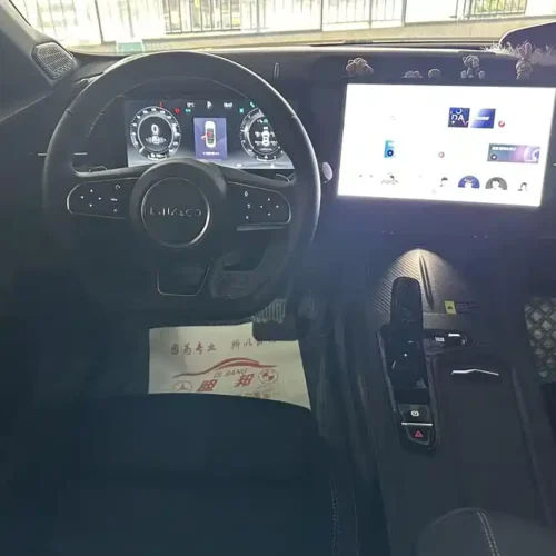 900x675_0_q87_c42_autohomecar__ChxpVWmEpYKAWUHcAAIli7kxEr8443.jpg.webp Used Lynk & Co 03 2023 2.0TD DCT Plus