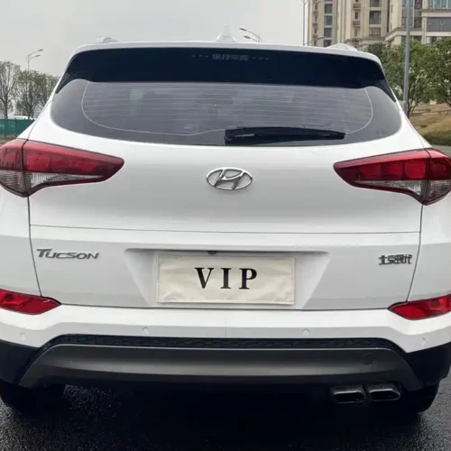 900x675_0_q87_c42_autohomecar__ChxpVWmHCVGAXD2IAAhQXgTcsN4628.jpg.webp Used Hyundai Tucson 2015 1.6T dual-clutch two-wheel drive intelligent model