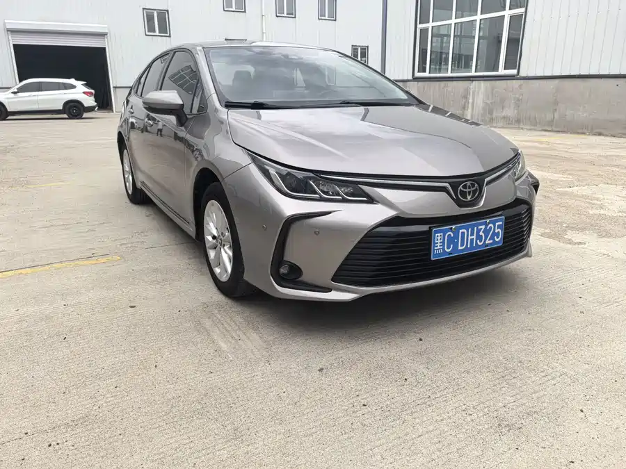 900x675_0_q87_c42_autohomecar__ChxpVWmJpUyAdfzoAAlqeSwU8Po426.jpg.webp Used Toyota Corolla 2021 1.2T S-CVT Elite Edition