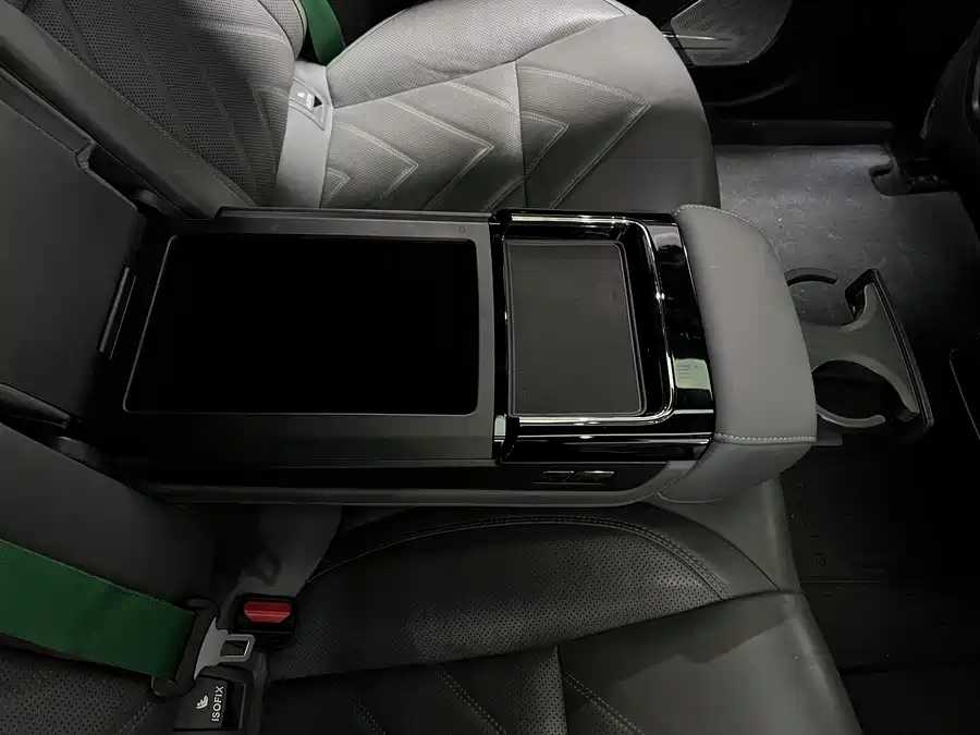 900x675_0_q87_c42_autohomecar__ChxpVWmMGsWANv1pAATrxUFSK8E889.jpg.webp Used Zeekr 001 2023 WE version 86kWh