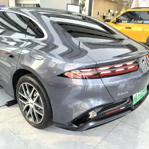 Used Denza Z9 2024 1100km four-wheel drive Max version