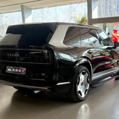 900x675_0_q87_c42_autohomecar__ChxpVWmNs3WAA2soAAlVx6wcZ4o307.jpg.webp Used Zeekr 9X 2025 Ultra Edition 70kWh