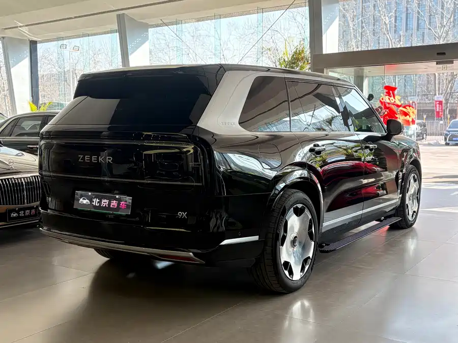 900x675_0_q87_c42_autohomecar__ChxpVWmNs3WAA2soAAlVx6wcZ4o307.jpg.webp Used Zeekr 9X 2025 Ultra Edition 70kWh