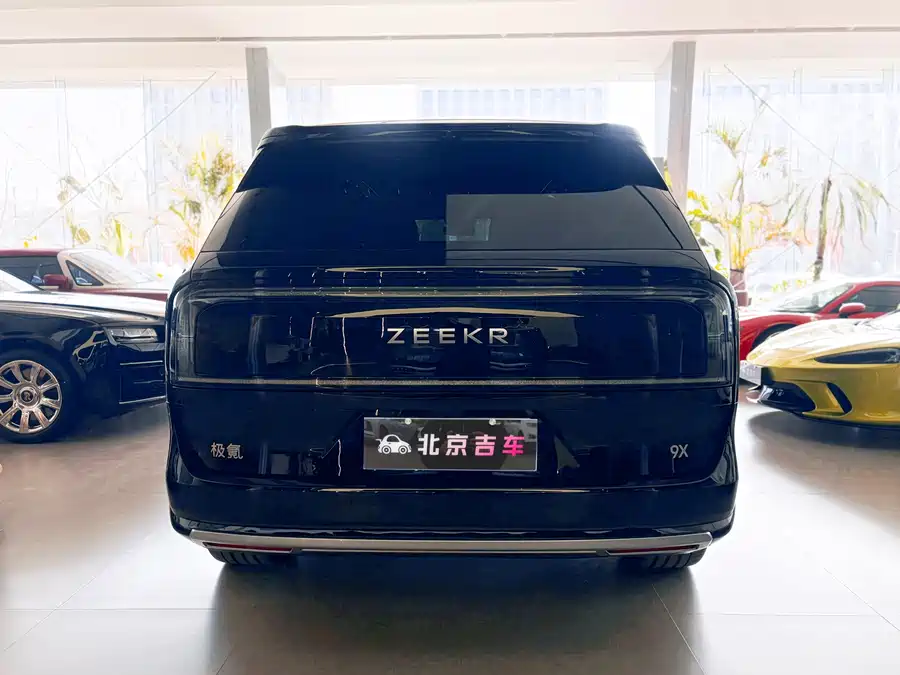 900x675_0_q87_c42_autohomecar__ChxpVWmNs3WAFRQeAAeCBnS1ACA197.jpg.webp Used Zeekr 9X 2025 Ultra Edition 70kWh