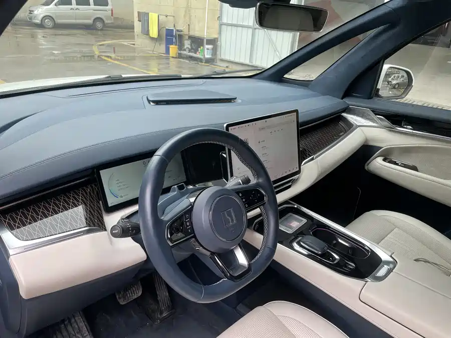 900x675_0_q87_c42_autohomecar__ChxpVWmcD_mAEIhdAAW6Tr3ZsxQ914.jpg.webp Used Zeekr 009 2022 WE version