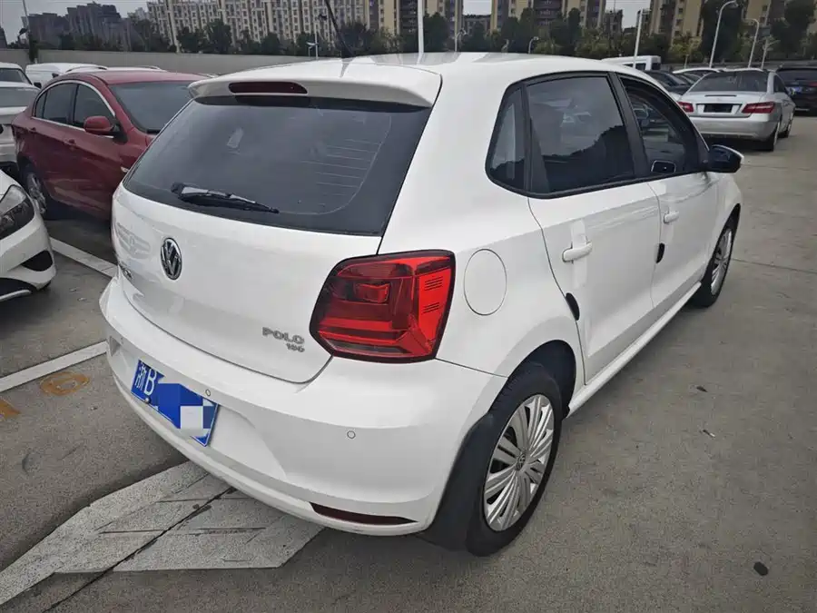 Used Volkswagen Polo 2016 1.6L automatic comfort model