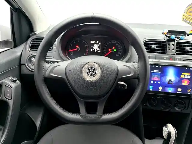 Used Volkswagen Polo 2018 1.5L automatic safe driving model