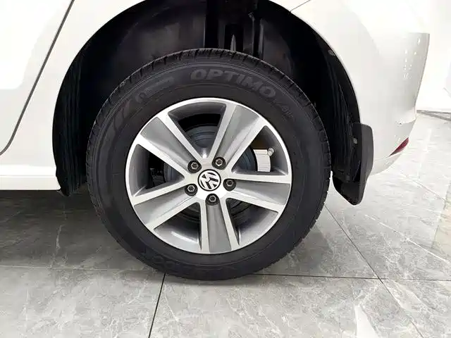 Used Volkswagen Polo 2018 1.5L automatic safe driving model