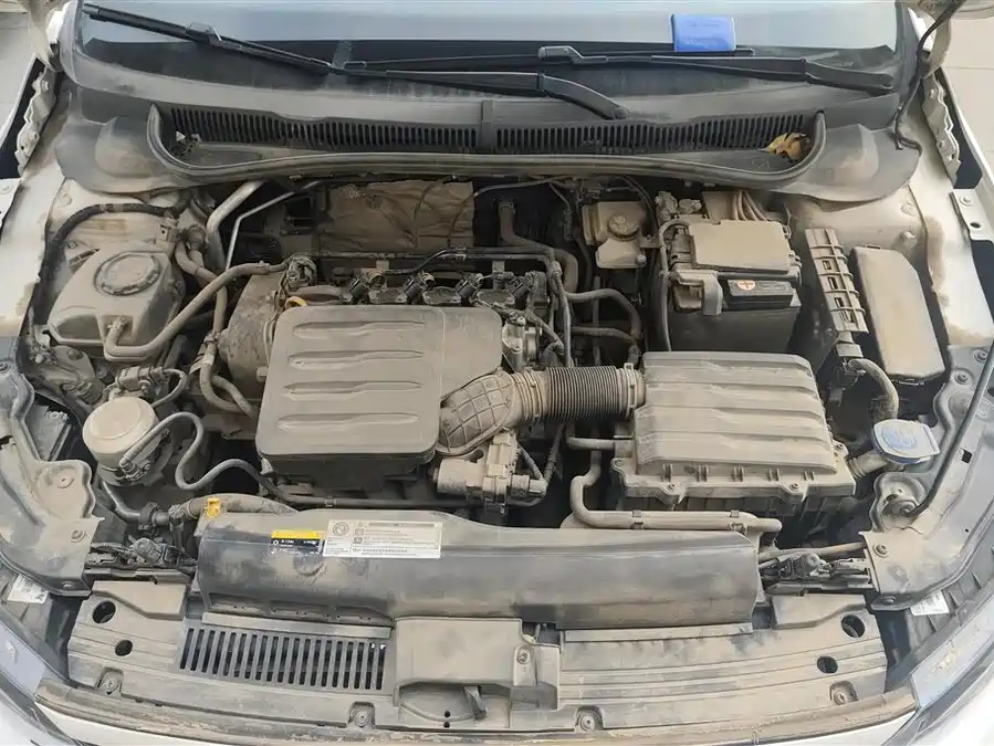 900x675_0_q87_c42_autohomecar__ChxpVWmhdcSAGqtuAAJcjBGq7fE930.jpg.webp Used Volkswagen Polo 2021 Plus 1.5L Automatic Panoramic Enjoyment Edition