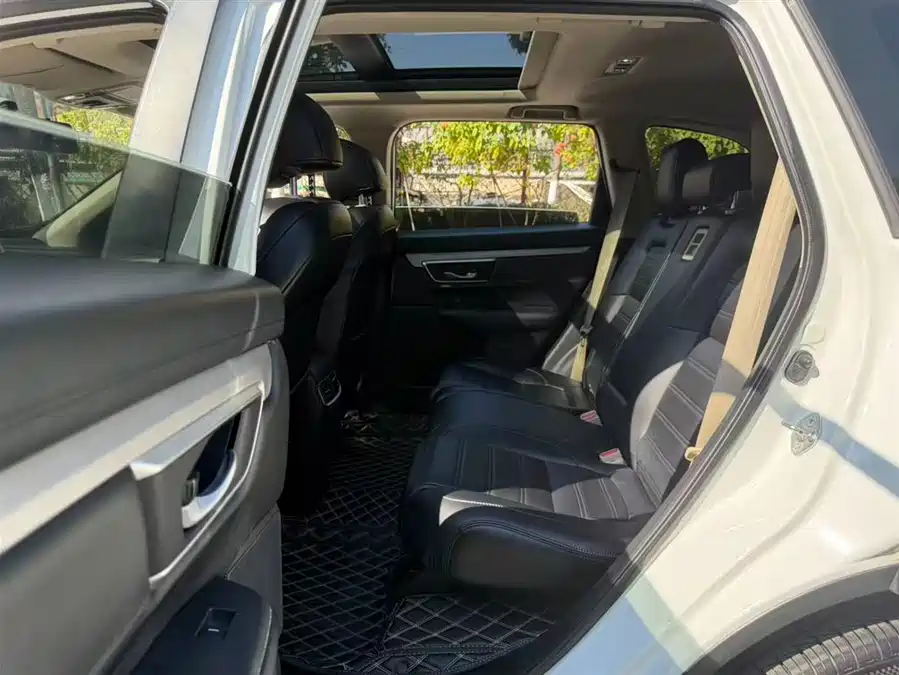 900x675_0_q87_c42_autohomecar__ChxpVWmiWpGAayzoAAHDjz5aB1c244.jpg.webp Used Honda CR-V 2021 240TURBO CVT two-wheel drive comfort version