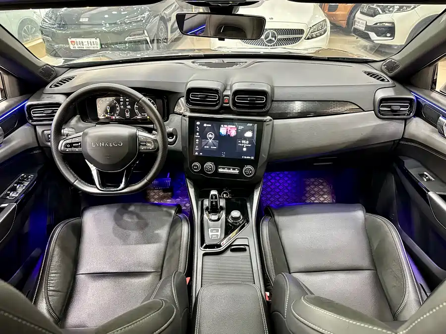 900x675_0_q87_c42_autohomecar__ChxpVWmkI7aAJE8HAAyosrtk_Rk502.jpg.webp Used Lynk & Co 03 2021 1.5TD DCT Plus