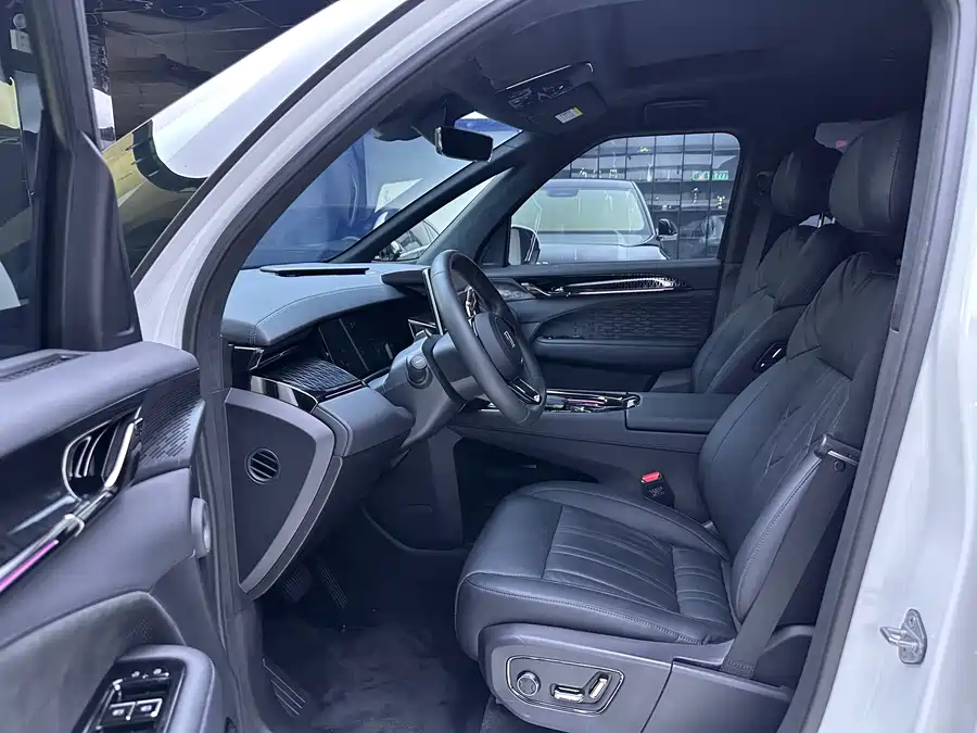 900x675_0_q87_c42_autohomecar__ChxpVWmlrJuAK_HkAAfQ1bfAQgw558.jpg.webp Used Zeekr 009 2022 facelift WE version
