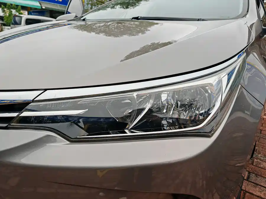 Used Toyota Corolla 2017 facelift 1.2T S-CVT GL