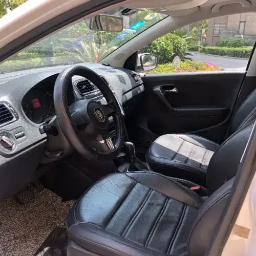 Used Volkswagen Polo 2011 1.6L automatic cool version