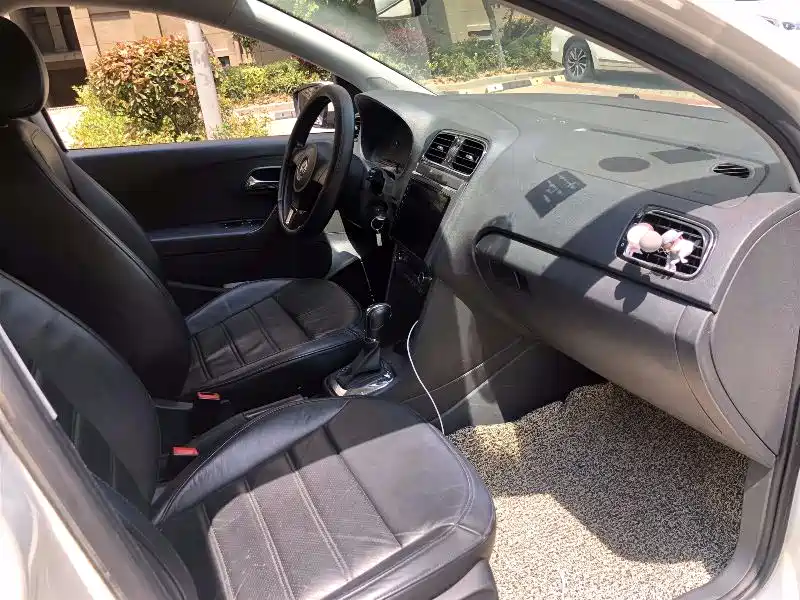 Used Volkswagen Polo 2011 1.6L automatic cool version