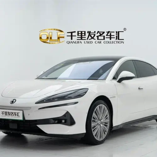 900x675_0_q87_c42_autohomecar__ChxpVWmn2gSAPuEQAAESLpbkhOY634.jpg.webp Used Denza Z9 2024 1100km four-wheel drive Ultra version