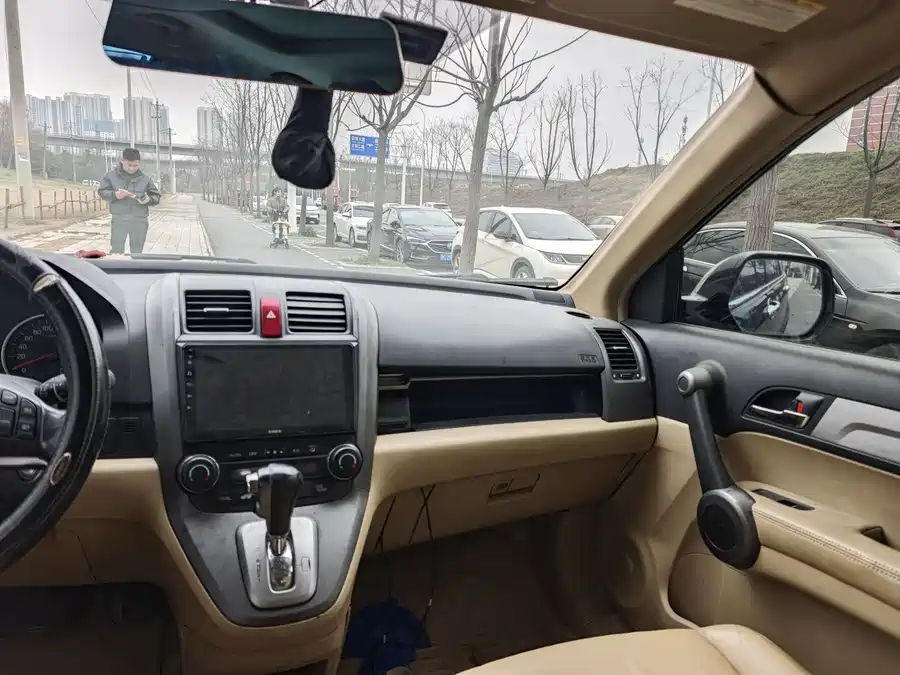 Used Honda CR-V 2010 2.4L automatic four-wheel drive luxury version