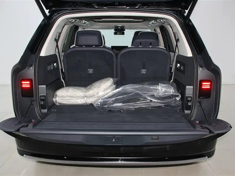 900x675_0_q87_c42_autohomecar__ChxpVWmql-SAKJhAAAGTbKhmsOM797.jpg.webp Used Zeekr 9X 2025 Hyper Edition 70kWh