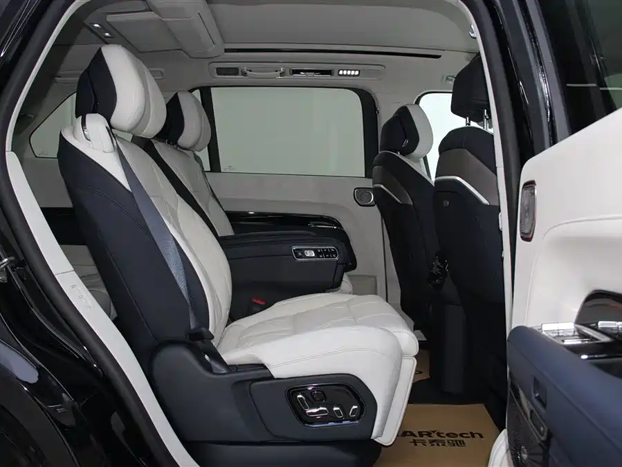 900x675_0_q87_c42_autohomecar__ChxpVWmql-aAepr2AAF5i7P06KU758.jpg.webp Used Zeekr 9X 2025 Hyper Edition 70kWh