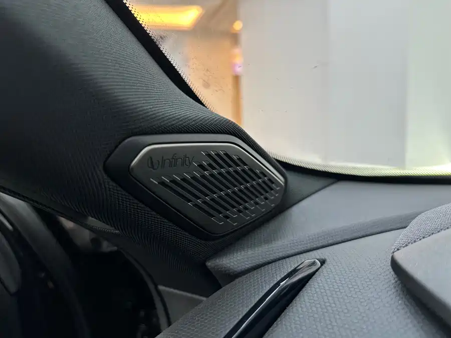 900x675_0_q87_c42_autohomecar__ChxpVWmqrEiARUcBAAerR_rz_F0502.jpg.webp Used Lynk & Co 03 2023 1.5TD DCT Pro