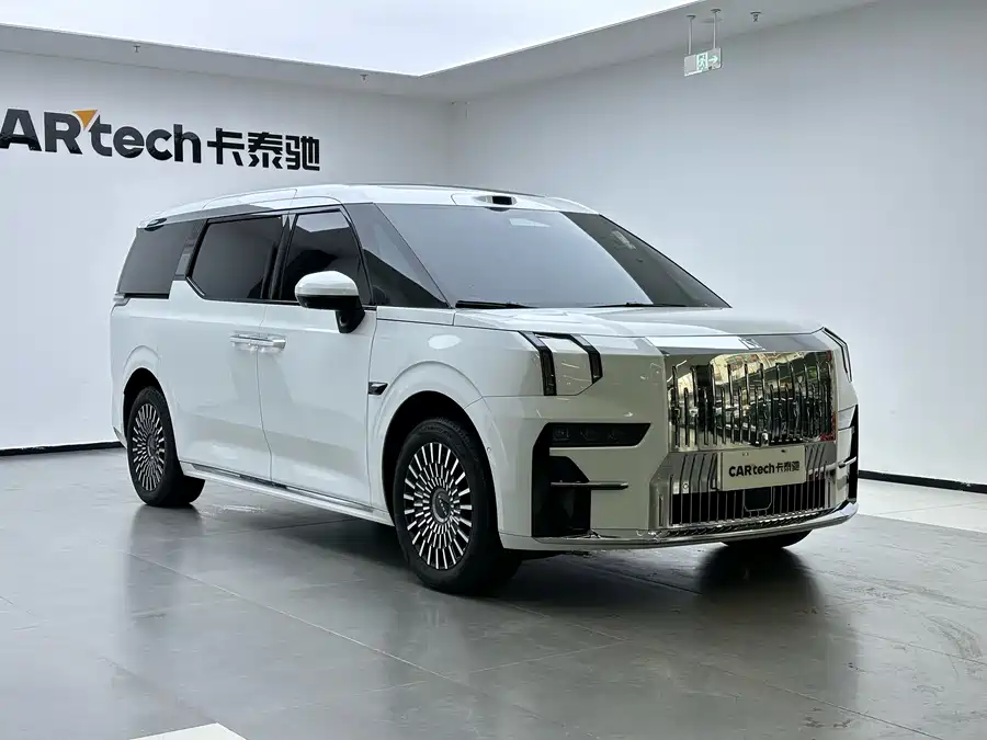 Used Zeekr 009 2024 six-seat executive version four-wheel drive 108kWh