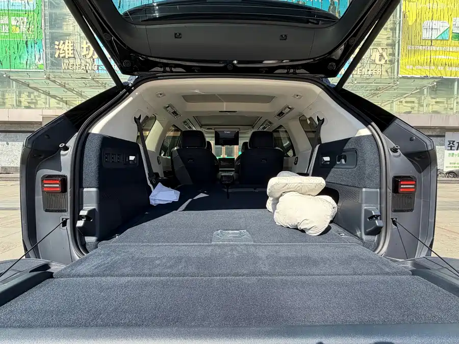 Used Zeekr 9X 2025 Hyper Edition 70kWh