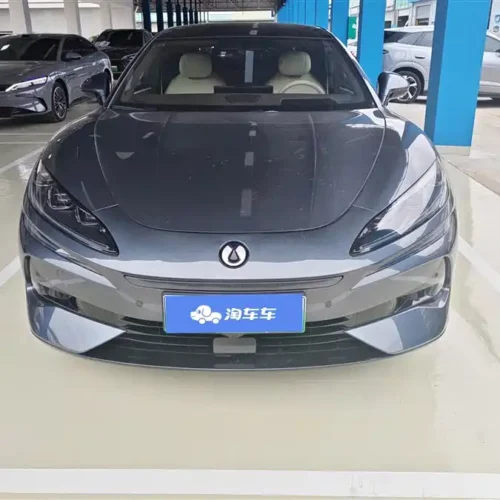 Used Denza Z9 2024 1100km four-wheel drive Ultra version