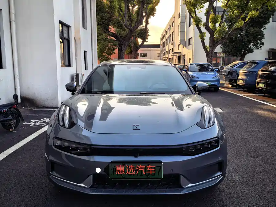 900x675_0_q87_c42_autohomecar__ChxpVWmtVMOAFjLYAAsOaEYfV84892.jpg.webp Used Zeekr 001 2023 WE version 86kWh