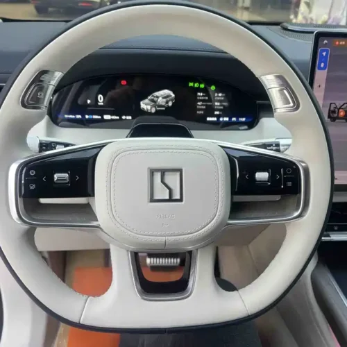900x675_0_q87_c42_autohomecar__ChxpVWmuiIqANZuNAAR4B1TYOHE208.jpg.webp Used Zeekr 9X 2025 Hyper Edition 70kWh