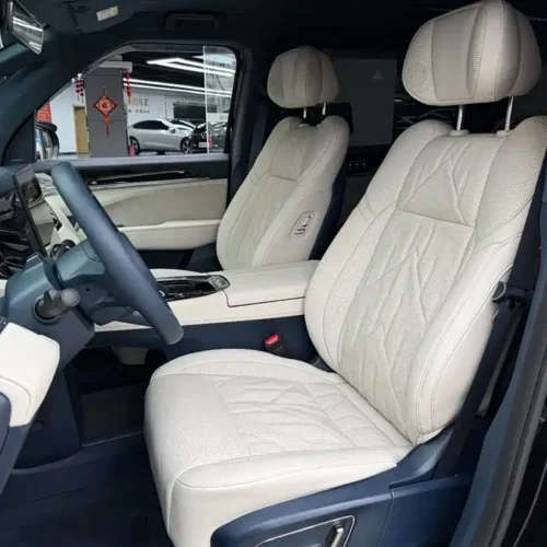900x675_0_q87_c42_autohomecar__ChxpVWmuiVeAdPWqAAH9k1eE1c0397.jpg.webp Used Zeekr 009 2024 six-seat executive version four-wheel drive 108kWh