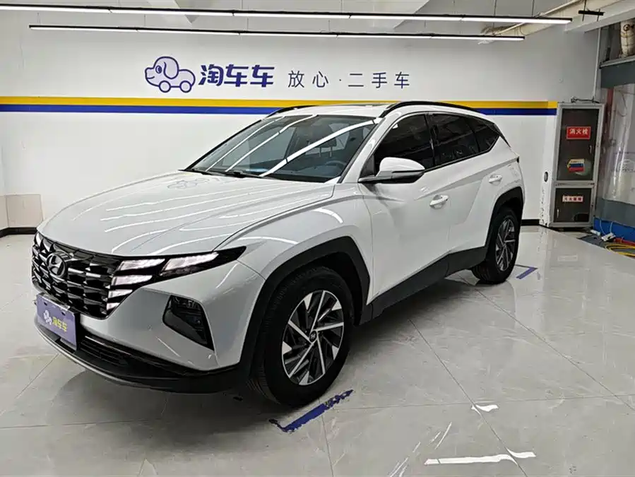 900x675_0_q87_c42_autohomecar__ChxpVWmv9DCAD4YmAAG3uF6KGc4258.jpg.webp Used Hyundai Tucson 2023 Used Hyundai Tucson L 1.5T automatic two-wheel drive GLX Elite Edition