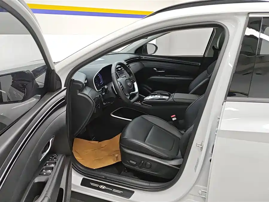 900x675_0_q87_c42_autohomecar__ChxpVWmv9DKAAx_-AAGqjyvecdU304.jpg.webp Used Hyundai Tucson 2023 Used Hyundai Tucson L 1.5T automatic two-wheel drive GLX Elite Edition