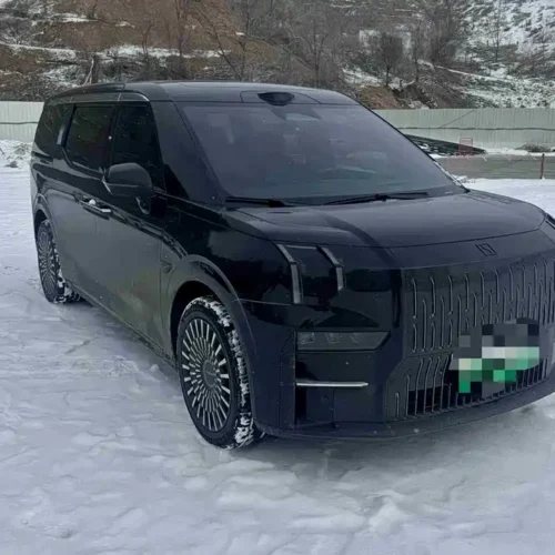 900x675_0_q87_c42_autohomecar__ChxpVWmvfduACeOVAAN27BhD4Yk091.jpg.webp Used Zeekr 009 2024 seven-seat aisle version four-wheel drive 108kWh