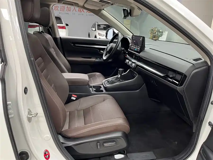 900x675_0_q87_c42_autohomecar__ChxpVWmvjJCAcSWCAAH6DPuR8_U958.jpg.webp Used Honda CR-V 2023 240TURBO 2WD Premium Edition 7 seats