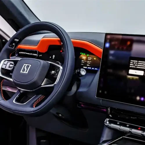 900x675_0_q87_c42_autohomecar__ChxpVWmw4OaARfcAAAGRkTqqrAI055.jpg.webp Used Zeekr 9X 2025 Yao Black Edition 70kWh