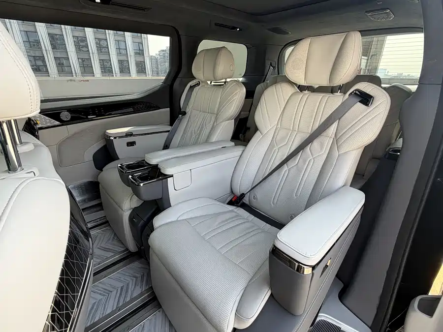 900x675_0_q87_c42_autohomecar__ChxpVWmw4zSAai-UAAo-T2EKGP0198.jpg.webp Used Zeekr 009 2022 WE version