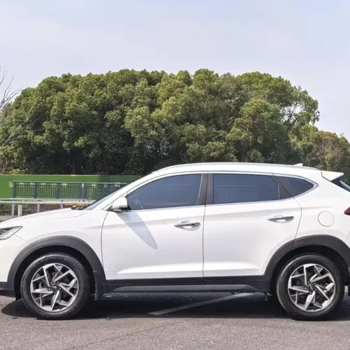 900x675_0_q87_c42_autohomecar__ChxpVWmxEtGAN8RpAAmrIML8nrI785.jpg.webp Used Hyundai Tucson 2020 280TGDi 2WD GLS Smart Connected Edition National VI