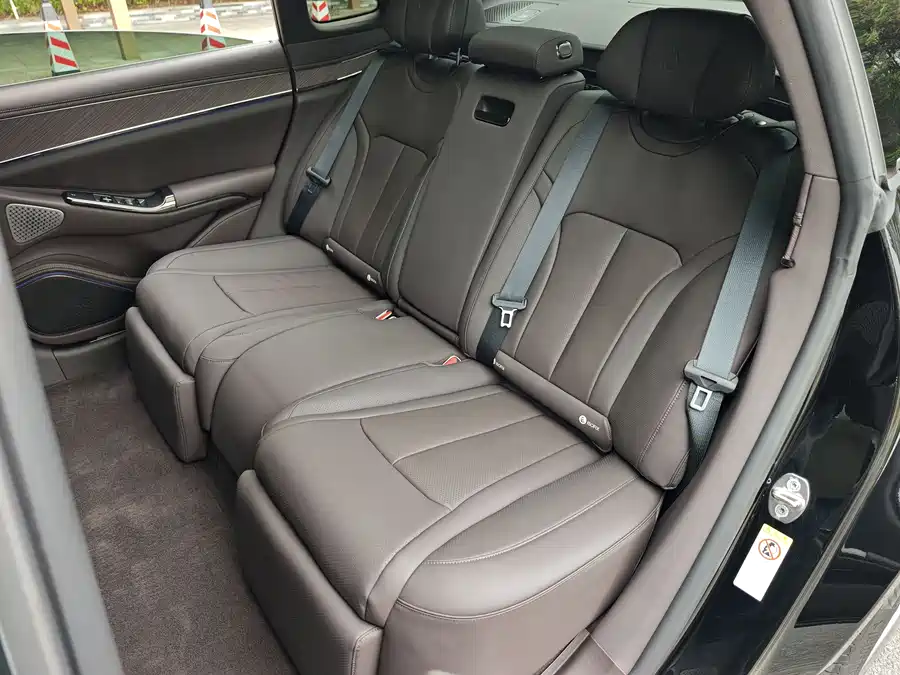 900x675_0_q87_c42_autohomecar__ChxpVWmxF8-AHosGAAbCv-spa18736.jpg.webp Used Denza Z9 2024 1100km four-wheel drive Ultra version