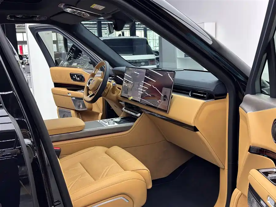 900x675_0_q87_c42_autohomecar__ChxpVWmxJjeADbHiAAI0pJXzzlk550.jpg.webp Used Zeekr 9X 2025 Hyper Edition 70kWh
