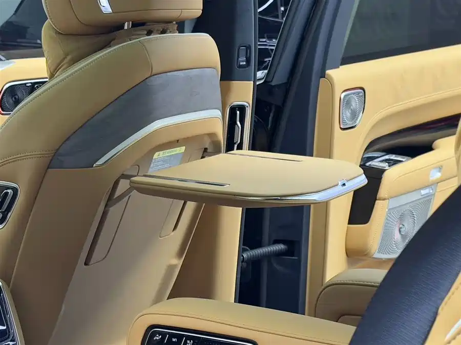 900x675_0_q87_c42_autohomecar__ChxpVWmxJjiAHVo1AAGPADK63wg491.jpg.webp Used Zeekr 9X 2025 Hyper Edition 70kWh