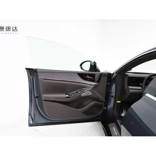 900x675_0_q87_c42_autohomecar__ChxpVWmxaVeACsPTAADQWN7jZQs682.jpg.webp Used Denza Z9 2024 1100km four-wheel drive Max version