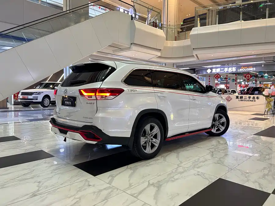 Used Toyota Highlander 2018 2.0T four-wheel drive luxury version