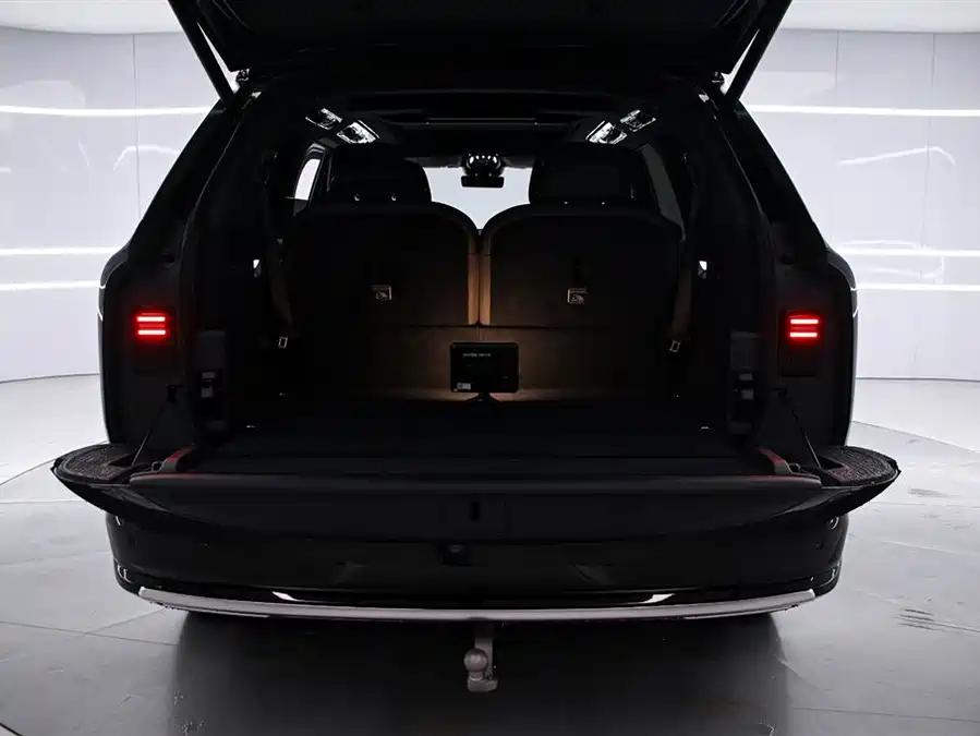 900x675_0_q87_c42_autohomecar__ChxpVWmybuSALtsxAAEP1JJVWks755.jpg.webp Used Zeekr 9X 2025 Hyper Edition 70kWh