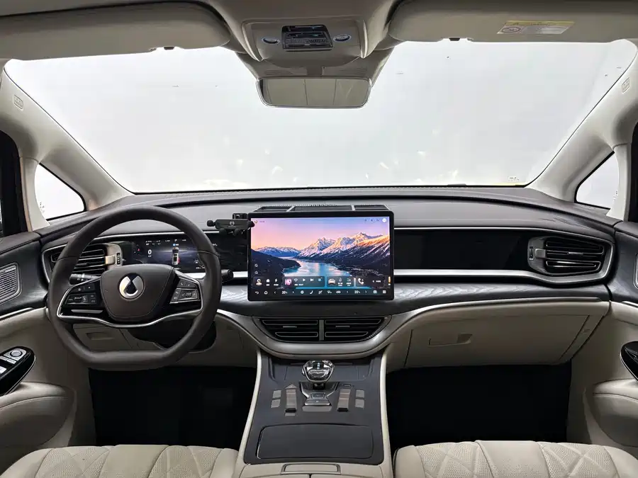 900x675_0_q87_c42_autohomecar__ChxpVWmymFmAaoksAAc4atRmX_I671.jpg.webp Used Denza D9 2024 DM-i 1050 Exclusive Type