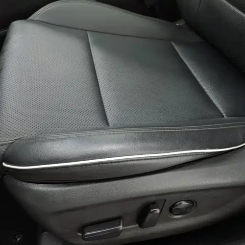 900x675_0_q87_c42_autohomecar__ChxpVWmz3d6AUgSxAAHPyQjEwRo554.jpg.webp Used Hyundai Tucson 2019 280TGDi dual-clutch two-wheel drive fashion version National V