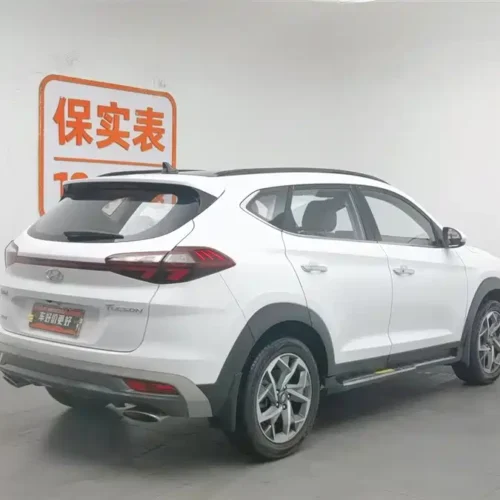 900x675_0_q87_c42_autohomecar__ChxpVWmz3dGADrsmAAEkYCMpIJA709.jpg.webp Used Hyundai Tucson 2019 280TGDi dual-clutch two-wheel drive fashion version National V