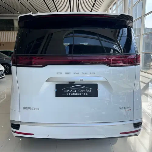 900x675_0_q87_c42_autohomecar__ChxpVWmzcPqAPY3KAAfkVfnaHp4477.jpg.webp Used Denza D9 2025 DM-i smart driving version 1020 four-wheel drive flagship model