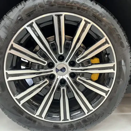 Used Denza N9 2025 Honor Model