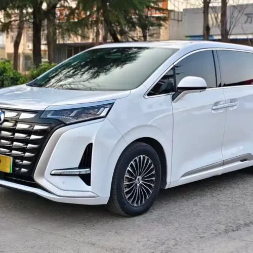 900x675_0_q87_c42_autohomecar__ChxpVWmzvyKASmnQAAfWyV72l9c558.jpg.webp Used Denza D9 2022 DM-i 970 four-wheel drive premium model