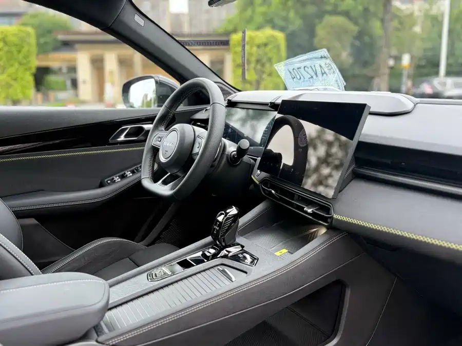 900x675_0_q87_c42_autohomecar__ChxpVmj2WxCACTAKAAcGHCW9NXA209.jpg.webp Used Lynk & Co 03 2023 1.5TD DCT Pro